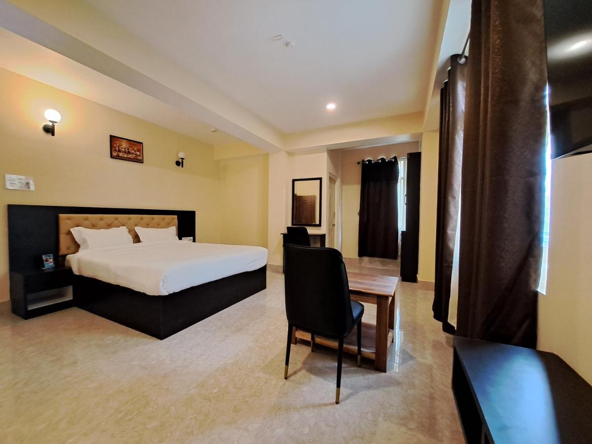 Snow White Retreat Hotel And Restaurant 강토크 외부 사진