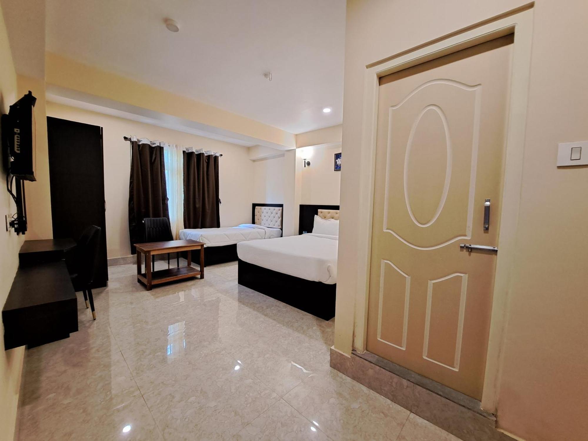 Snow White Retreat Hotel And Restaurant 강토크 외부 사진