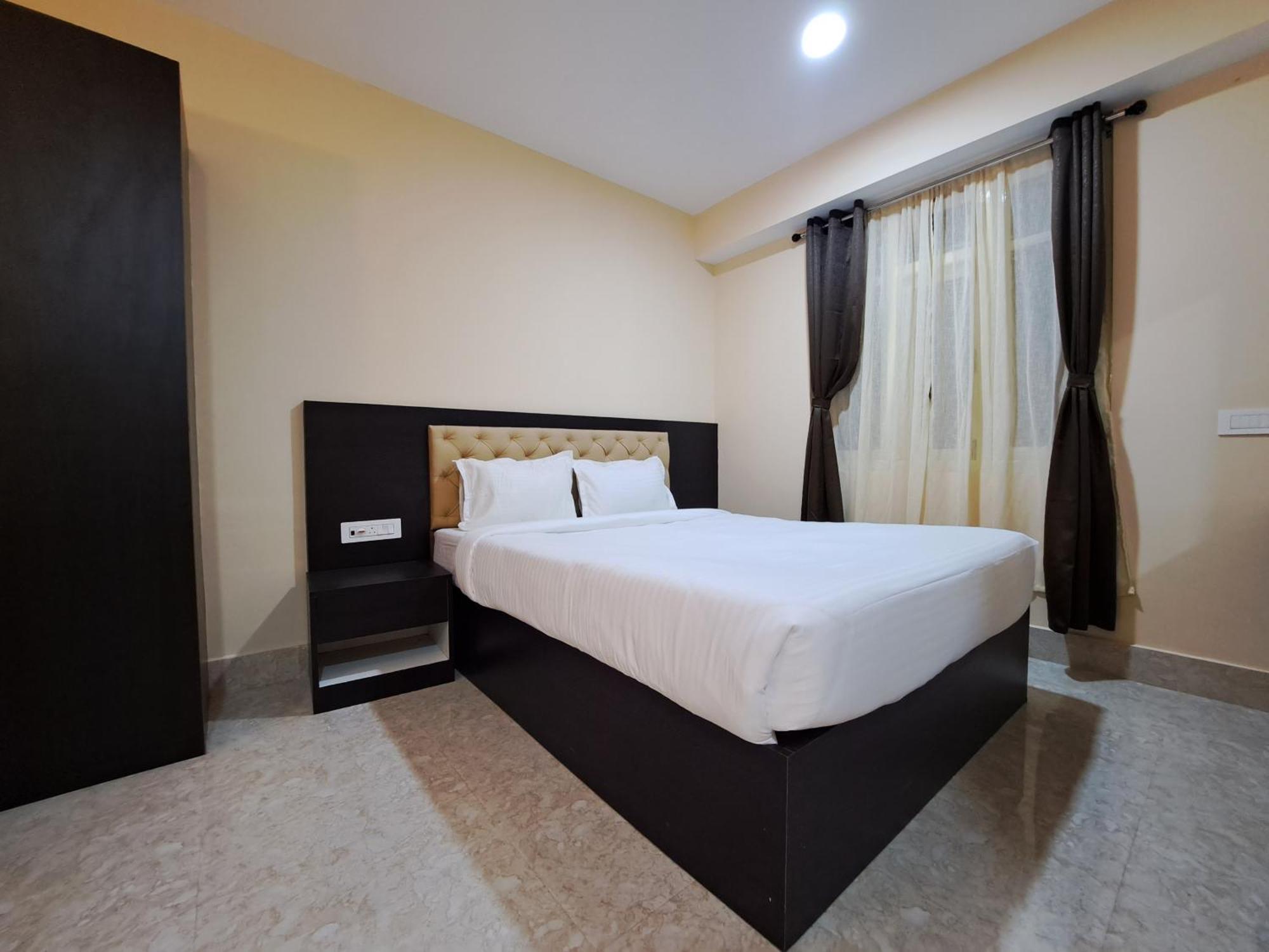 Snow White Retreat Hotel And Restaurant 강토크 외부 사진