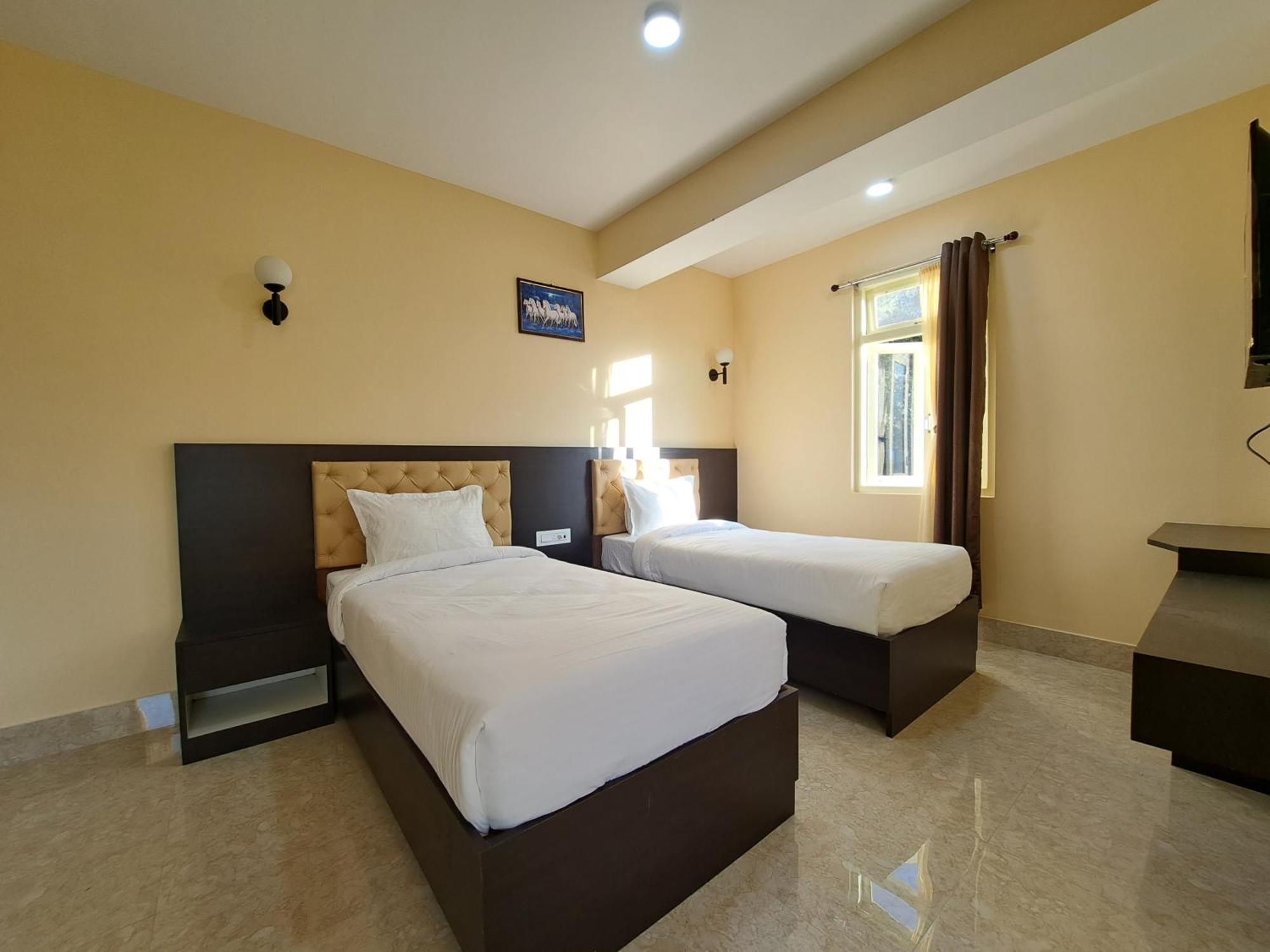 Snow White Retreat Hotel And Restaurant 강토크 외부 사진